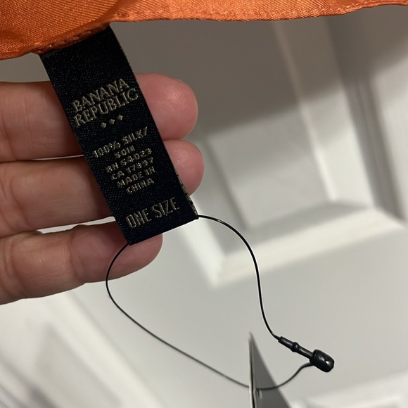 Scarf - Picture 2 of 3